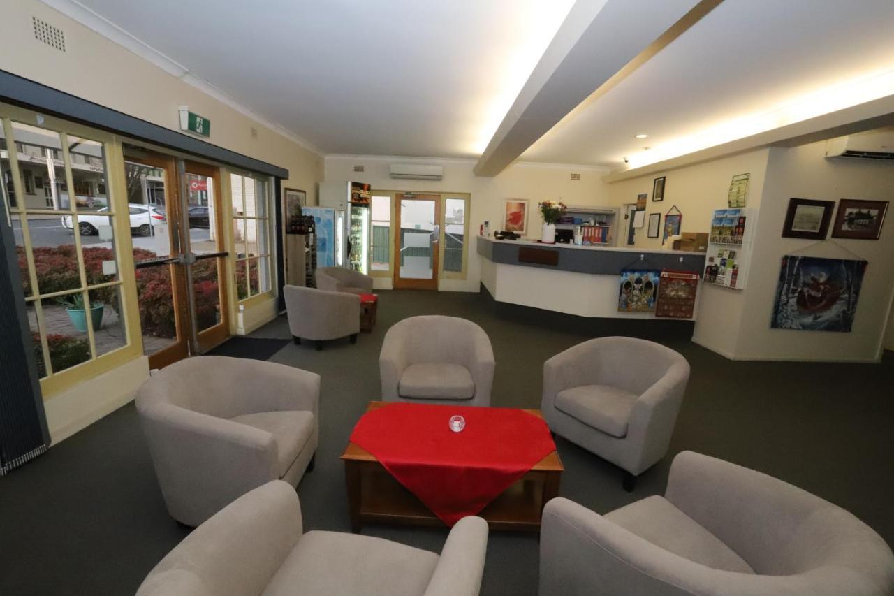 Townhouse Motel Cowra Extérieur photo